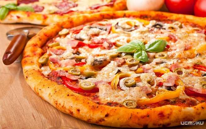 Двое безработных орловчан украли из ТЦ пиццу и мужские туфли