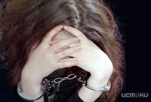 Поймали с поличным: 16-летняя орловчанка попалась на торговле наркотиками Поймали с поличным: 16-летняя орловчанка попалась на торговле наркотиками