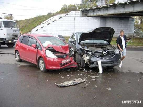 В Орле автомобилистка попала в больницу из-за неуступчивого водителя «Мазды»