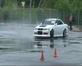 Рев моторов и визг шин: в Орле дрифтовали любители скорости и адреналина