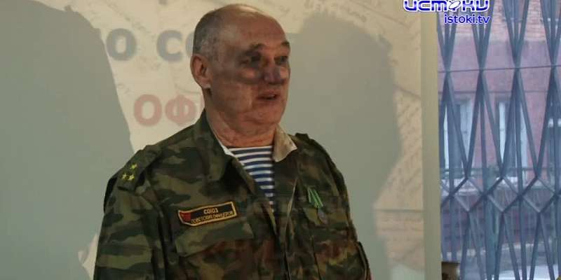 Учащиеся школ пишут российским военным, которые участвуют в специальной военной операции.