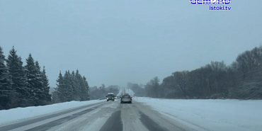 Кому в радость, а кому играет на нервах. Снегопад накрыл Орел, коммунальщики убирать его не торопятся