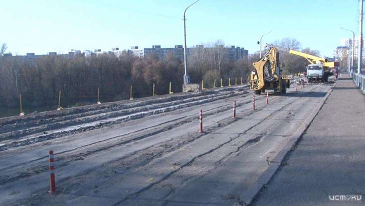 Белгородского подрядчика обвинили в нарушениях при ремонте моста Дружбы в Орле