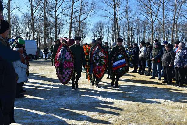 Во Мценске простились с двумя погибшими в СВО бойцами