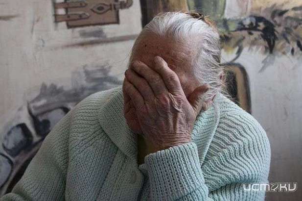 Сотрудники полиции предупреждают: пожилые орловчане продолжают становиться жертвами мошенников