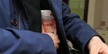 кража Полиция  УМВД  В Орле задержали подозреваемого в краже денег из супермаркета