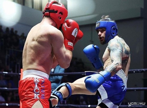 "Орловский бриллиант" Владислав Туйнов завоевал титул чемпиона России по кикбоксингу