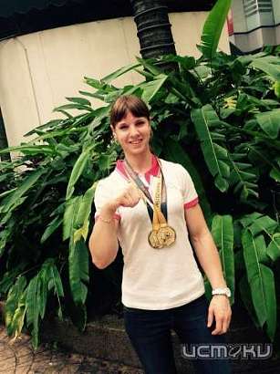 Орловчанка Алина Волкова стала чемпионкой мира по армрестлингу