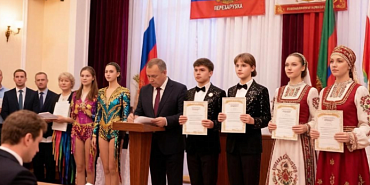 Два творческих коллектива Орловской области удостоены звания заслуженных