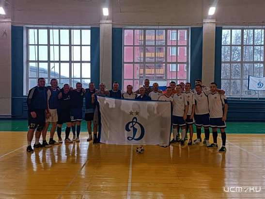 В Орле команда «Динамо-УМВД» сыграла с ветеранами движения