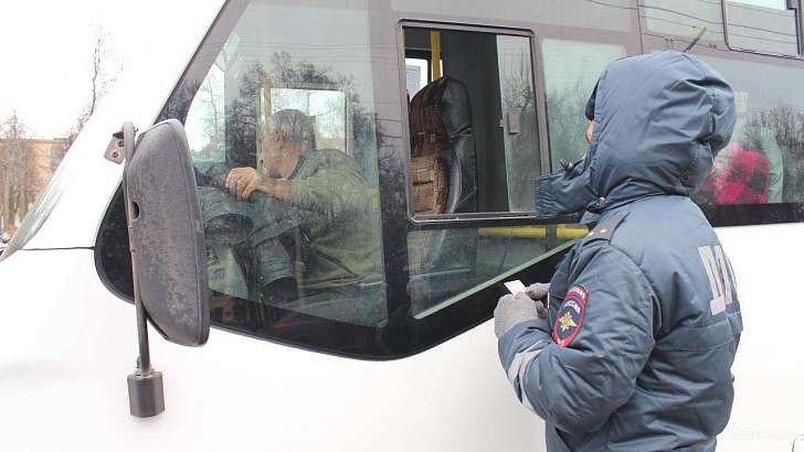 За месяц водители орловских маршруток нарушили ПДД 80 раз 