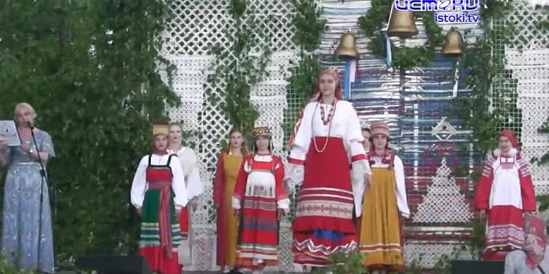 Троицкие хороводы вновь собрали жителей и гостей региона в очном формате