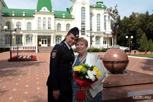 Орловские полицейские навестили учителей