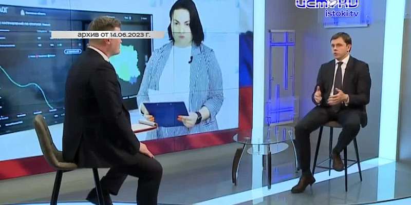 До зимы дотянули и бросили. Доделывать некому. Жители жалуются на ремот Комсомольской