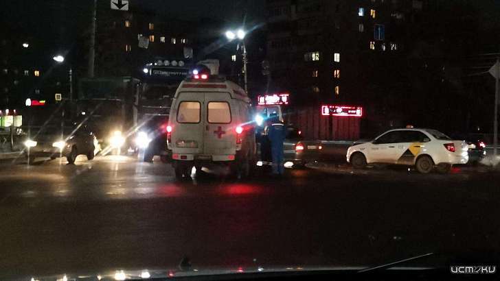 Народный корреспондент оперативно сообщил о ДТП с участием такси возле автовокзала