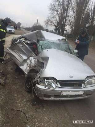 Под Орлом «Лада» столкнулась с КАМАЗом: машина всмятку, водитель живой