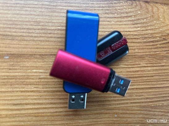 USB-флешки подорожали за август почти на 9%