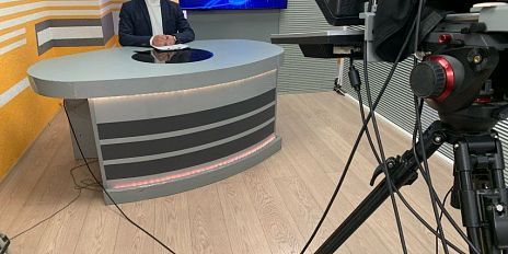 Заседание областных парламентариев, "Резная сказка" и состязания по боксу в программе "Оперативный эфир"