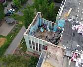 Видео: в Орле спасатели показали сверху место обрушения крыши спортзала