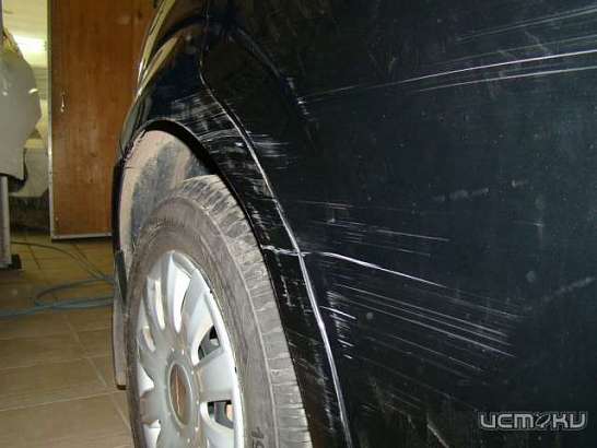 Во Мценском районе ночью трассу не поделили две иномарки Во Мценском районе ночью трассу не поделили две иномарки