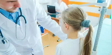 здоровье школьники Медосмотры  Для орловских школьников медосмотры пройдут прямо в образовательных учреждениях