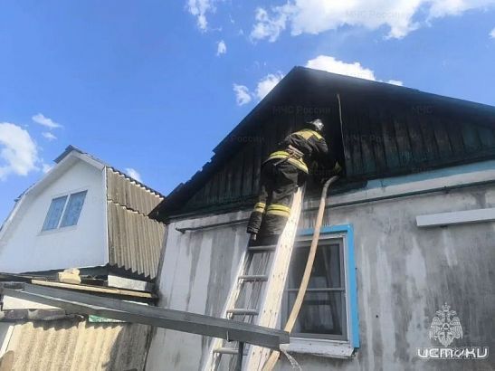 Вчера на улице Заречной горел чердак жилого дома 