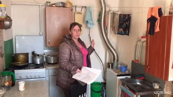 СК выясняет, почему в Ливенском районе семья с пятью детьми живет в аварийном бараке СК выясняет, почему в Ливенском районе семья с пятью детьми живет в аварийном бараке