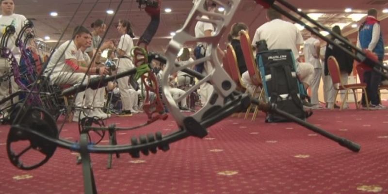 Орел на полмесяца стал центром притяжения лучников со всей страны.