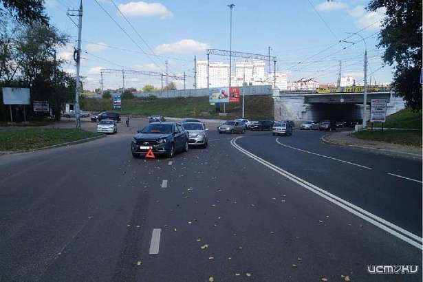 В районе гипсового комбината в Орле 60-летняя женщина пострадала в ДТП 