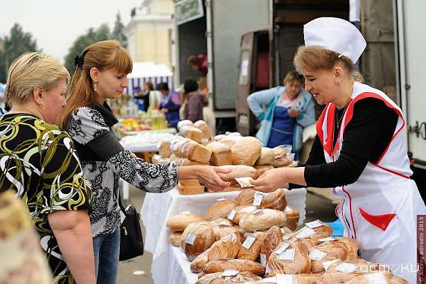 В Орле ярмарка на ул. Московской прекращает свою работу