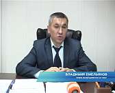 Назад в 90-е! За едиными социальными проездными билетами горожане стоят в очередях по часу