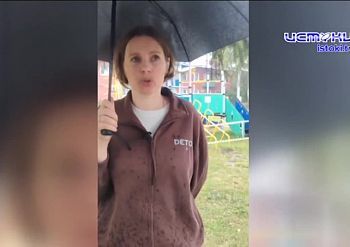 Житель Колпны Сергей Латышев прислал нам видео с участием молодой мамы