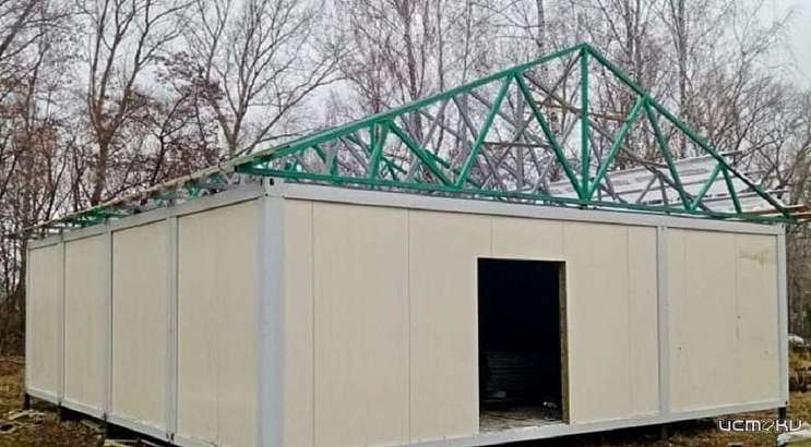 ООО «Универсал 36» оштрафовали на 114 тысяч рублей за медленное возведение ФАПа в Кромском районе