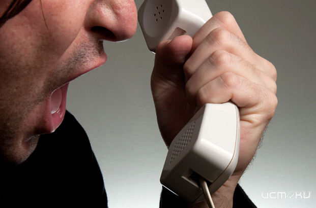 В Болховском районе мужчина угрожал взорвать местных жителей