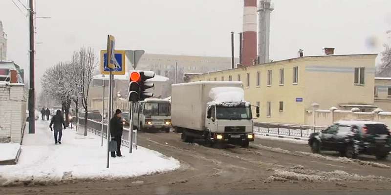 Красный мост станет намного шире, а центральный каток в разгар пандемии бьет рекорды посещаемости