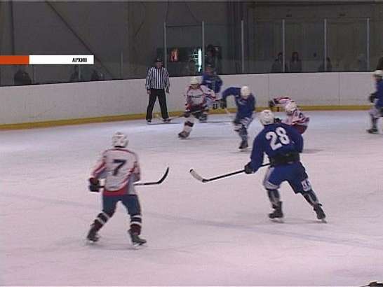 Чемпионат города по хоккею