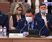 Областные парламентарии спешат встречать Новый год. С очередной сессией расправились всего за три часа. Какие решения оставили на грядущие месяцы?