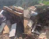 В Орле два месяца не вывозят хлам с контейнерной площадки у дома №252 на улице Комсомольской