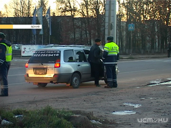 Новости за 90 секунд: жертвой мошенницы стала чета пенсионеров, значительно увеличившиеся штрафы перестали пугать орловских водителей, и совсем скоро каждый сможет иметь в семейном альбоме фотографию с матрешкой