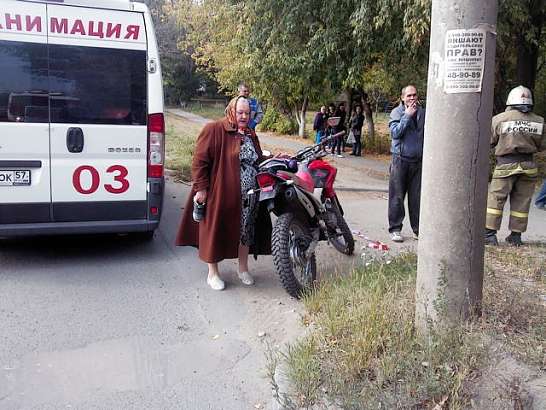 Полиция разыскивает мотоциклиста, сбившего ребенка и скрывшегося с места ДТП