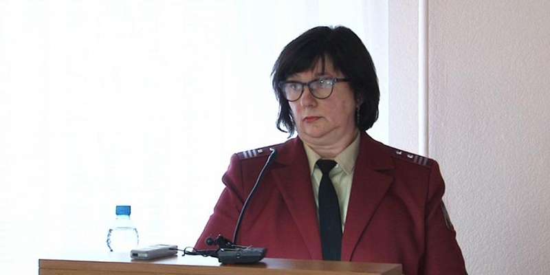 Тест на коронавирус и карантин — вопросы Роспотребнадзору в «Вечернем госте»