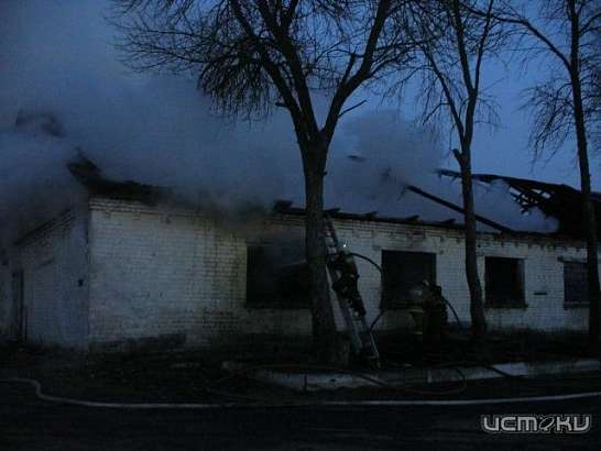 Несколько серьезных пожаров произошло в Орловской области за сутки. Есть жертва