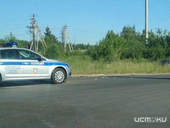 Водитель патрульной машины ГИБДД устроил аварию на перекрестке под Орлом