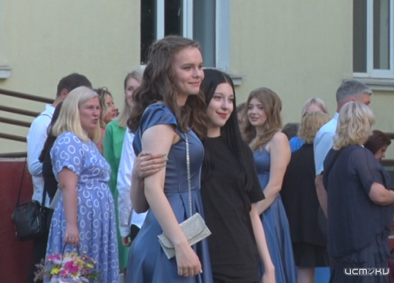 Родители выпускников из Орла рассказали, куда планируют поступать их дети 