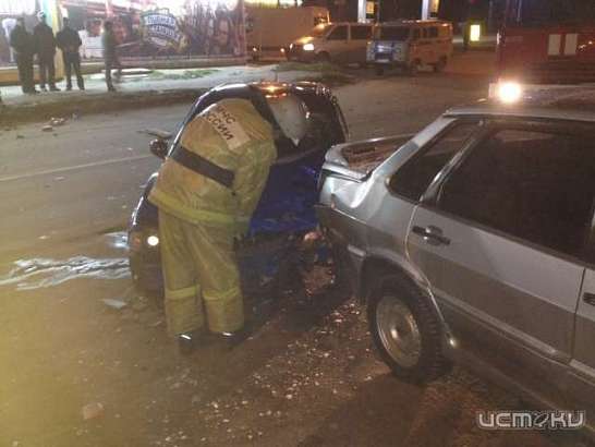 Во Мценске столкнулись четыре автомобиля