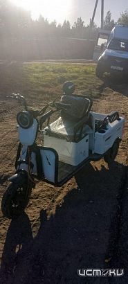 В орловском селе 64-летний водитель перевернулся на трицикле