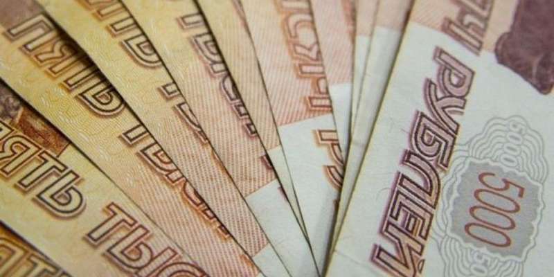 Путин: дополнительные выплаты положены соцработникам