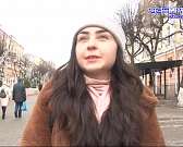 Наша съемочная группа решила выйти на улицы города и узнать, как орловчане обычно празднуют Рождество.