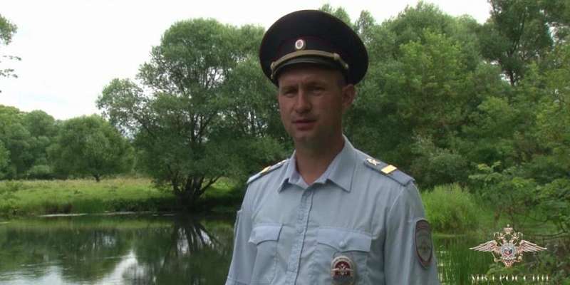 Орловский полицейский спас двух тонувших в реке мужчин
