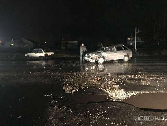 На Орловщине не разъехались два «ВАЗа»